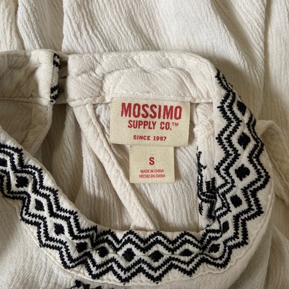 Mossimo Supply Co Tank - Picture 3 of 3